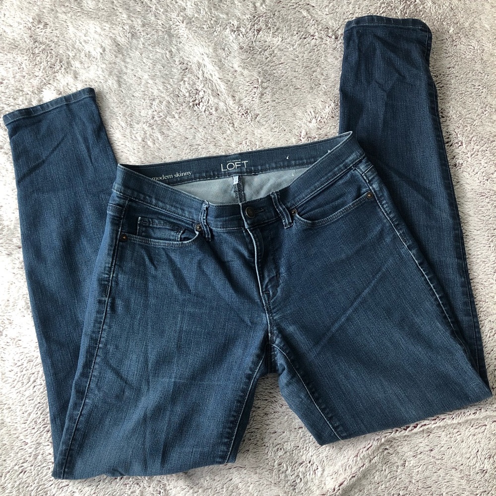 modern skinny denim blue jeans / size 28/6